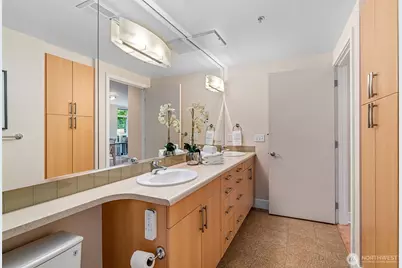 1700 N Northlake Way #105, Seattle, WA 98103 - Photo 21