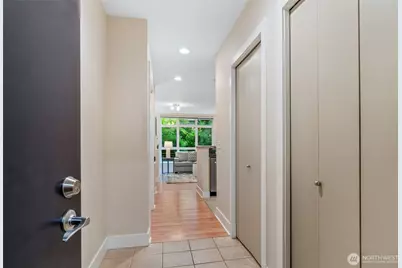 1700 N Northlake Way #105, Seattle, WA 98103 - Photo 5