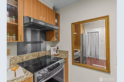 711 E Denny Way #104, Seattle, WA 98122 - Photo 11