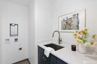 2710 58th Avenue SW, Seattle, WA 98116 - Photo 31