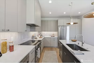 2710 58th Avenue SW, Seattle, WA 98116 - Photo 17