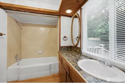5466 NE 200th Place, Lake Forest Park, WA 98155 - Photo 15