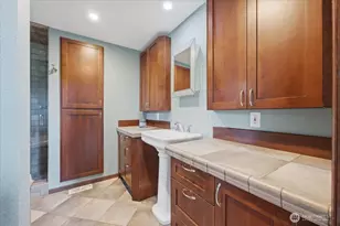 5466 NE 200th Pl, Lake Forest Park, WA 98155 - Photo 13