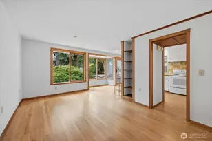 5466 NE 200th Pl, Lake Forest Park, WA 98155 - Photo 19
