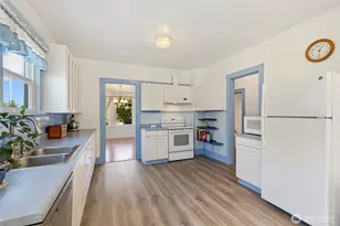 2013 SW Dakota St, Seattle, WA 98106 - Photo 11
