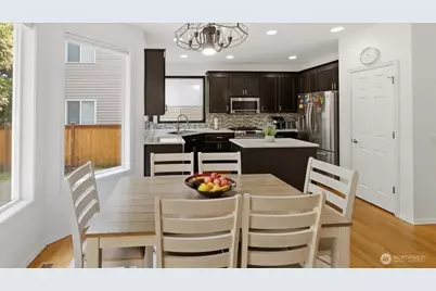 923 183rd Place SE, Bothell, WA 98012 - Photo 7