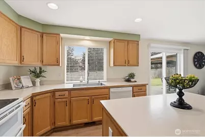 13014 SE 305th Place, Auburn, WA 98092 - Photo 11