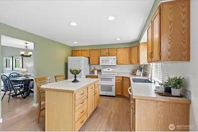 13014 SE 305th Place, Auburn, WA 98092 - Photo 9