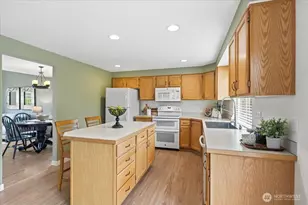 13014 SE 305th Pl, Auburn, WA 98092 - Photo 9