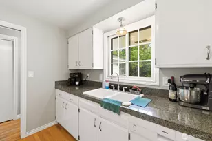 421 E Washington, Mount Vernon, WA 98274 - Photo 13