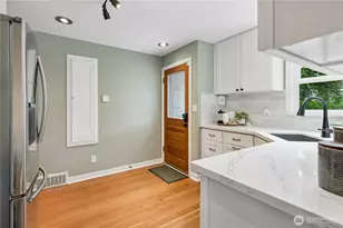 7520 Jones Ave NW, Seattle, WA 98117 - Photo 9
