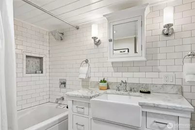 7520 Jones Avenue NW, Seattle, WA 98117 - Photo 23