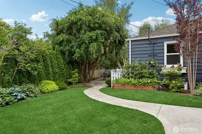 7520 Jones Avenue NW, Seattle, WA 98117 - Photo 29