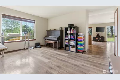 5146 180th Trail SW, Rochester, WA 98579 - Photo 5