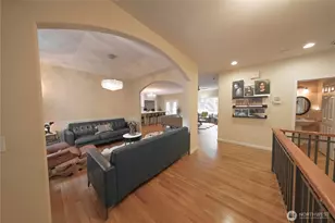 18709 68th St E, Bonney Lake, WA 98391 - Photo 5
