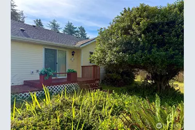 457 Dolphin Avenue NE, Ocean Shores, WA 98569 - Photo 21