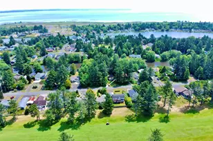 457 Dolphin Ave NE, Ocean Shores, WA 98569 - Photo 37