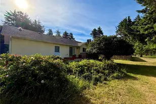457 Dolphin Ave NE, Ocean Shores, WA 98569 - Photo 25