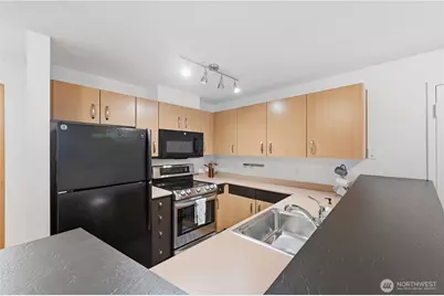 4020 Aurora Avenue N #304, Seattle, WA 98103 - Photo 7