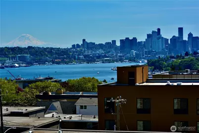 4020 Aurora Avenue N #304, Seattle, WA 98103 - Photo 3
