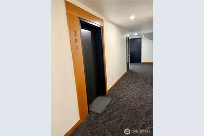 4020 Aurora Avenue N #304, Seattle, WA 98103 - Photo 5