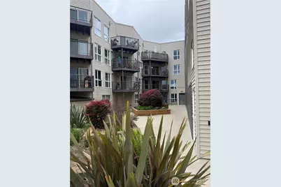 4020 Aurora Avenue N #304, Seattle, WA 98103 - Photo 27