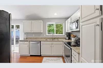 17333 160th Avenue SE, Renton, WA 98058 - Photo 15