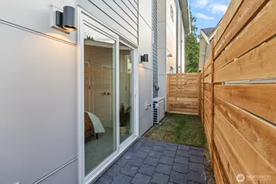2712 58th Avenue SW, Seattle, WA 98116 - Photo 7