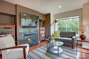 3806 Interlake Ave N, Seattle, WA 98103 - Photo 3