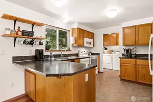10714 Zephyr Ln SW, Olympia, WA 98512 - Photo 17