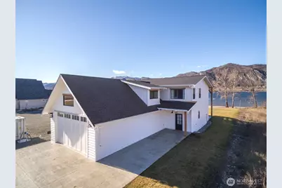 33 Hard Cider Drive, Oroville, WA 98844 - Photo 1