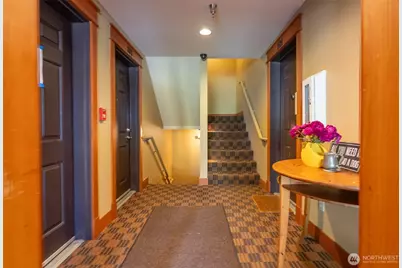 209 N 39th Street #304, Seattle, WA 98103 - Photo 21