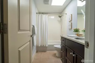 209 N 39th Street #304, Seattle, WA 98103 - Photo 15
