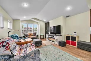400 Park Pl, Everett, WA 98203 - Photo 13