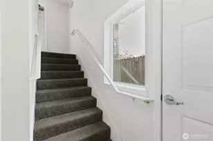 13310 Greenwood Ave N, Seattle, WA 98133 - Photo 19