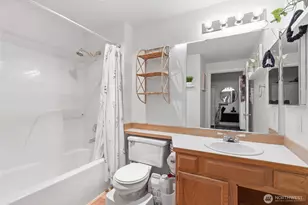 13310 Greenwood Ave N, Seattle, WA 98133 - Photo 17
