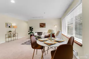 4425 Greenwood Ave N, Seattle, WA 98103 - Photo 7