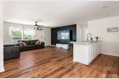 28510 Sr 20, Oak Harbor, WA 98277 - Photo 9