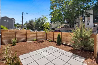 334 NE 90th Street, Seattle, WA 98115 - Photo 35