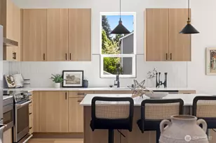 334 NE 90th St, Seattle, WA 98115 - Photo 13
