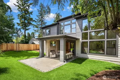 8016 Fairway Drive NE, Seattle, WA 98115 - Photo 29