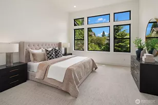 8016 Fairway Dr NE, Seattle, WA 98115 - Photo 19