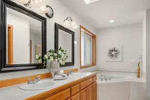 18430 11th Dr SE, Bothell, WA 98012 - Photo 29