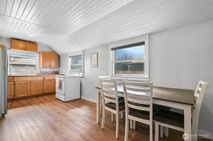 504 W 1st St, Nooksack, WA 98276 - Photo 15