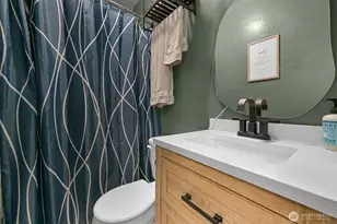 504 W 1st St, Nooksack, WA 98276 - Photo 13