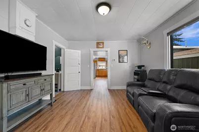 504 W 1st Street, Nooksack, WA 98276 - Photo 9