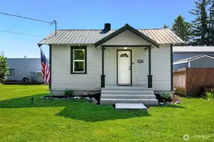 504 W 1st St, Nooksack, WA 98276 - Photo 1