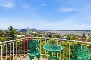 511 W Highland Dr, Seattle, WA 98119 - Photo 15
