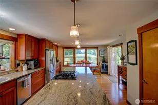 12270 Maple Crest Dr, Burlington, WA 98233 - Photo 13