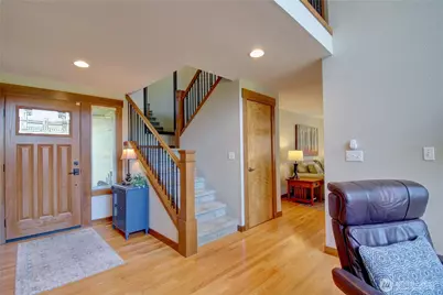 12270 Maple Crest Drive, Burlington, WA 98233 - Photo 5